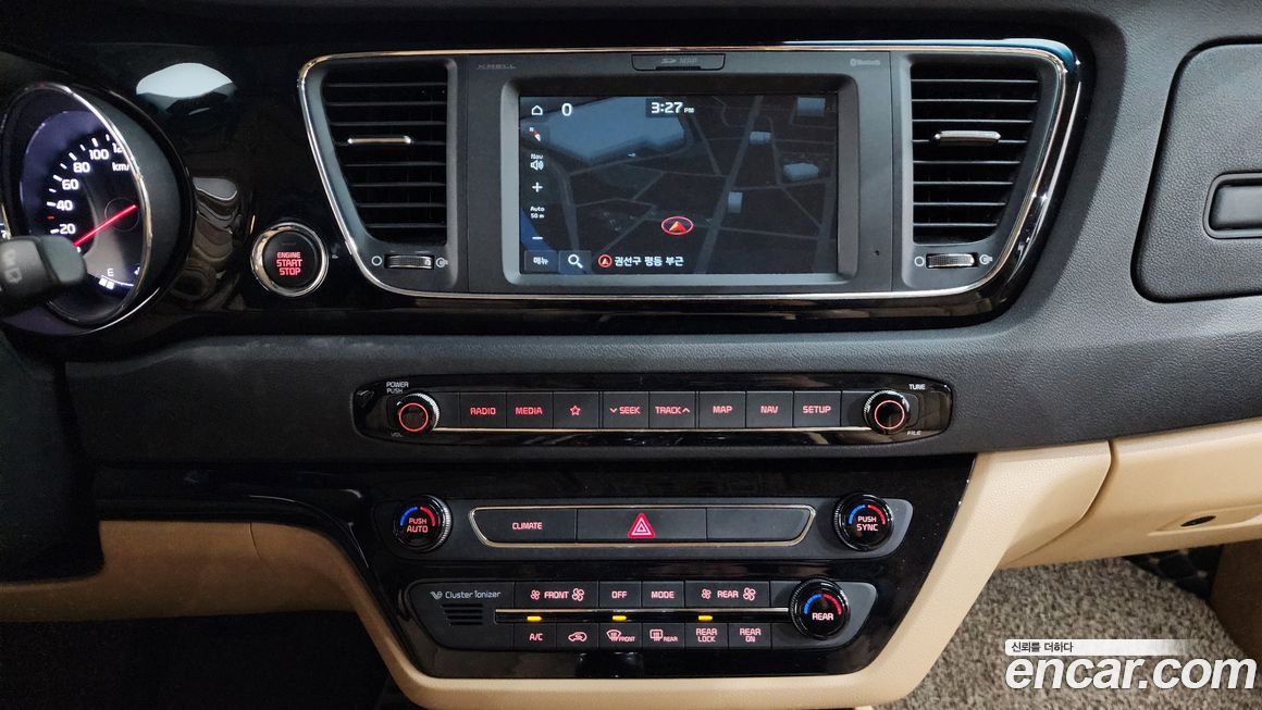 Kia Canival 2019