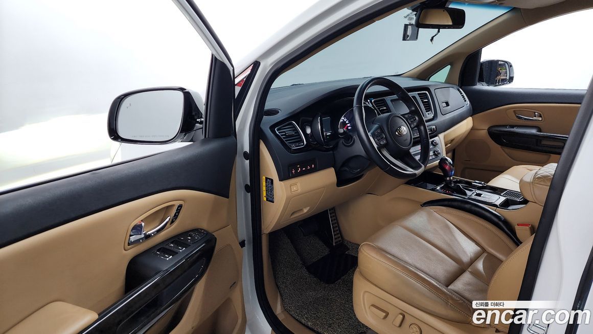 Kia Canival 2019