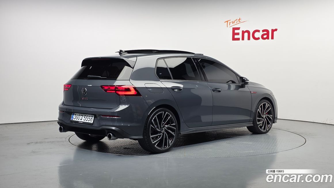 Volkswagen Golf 2023