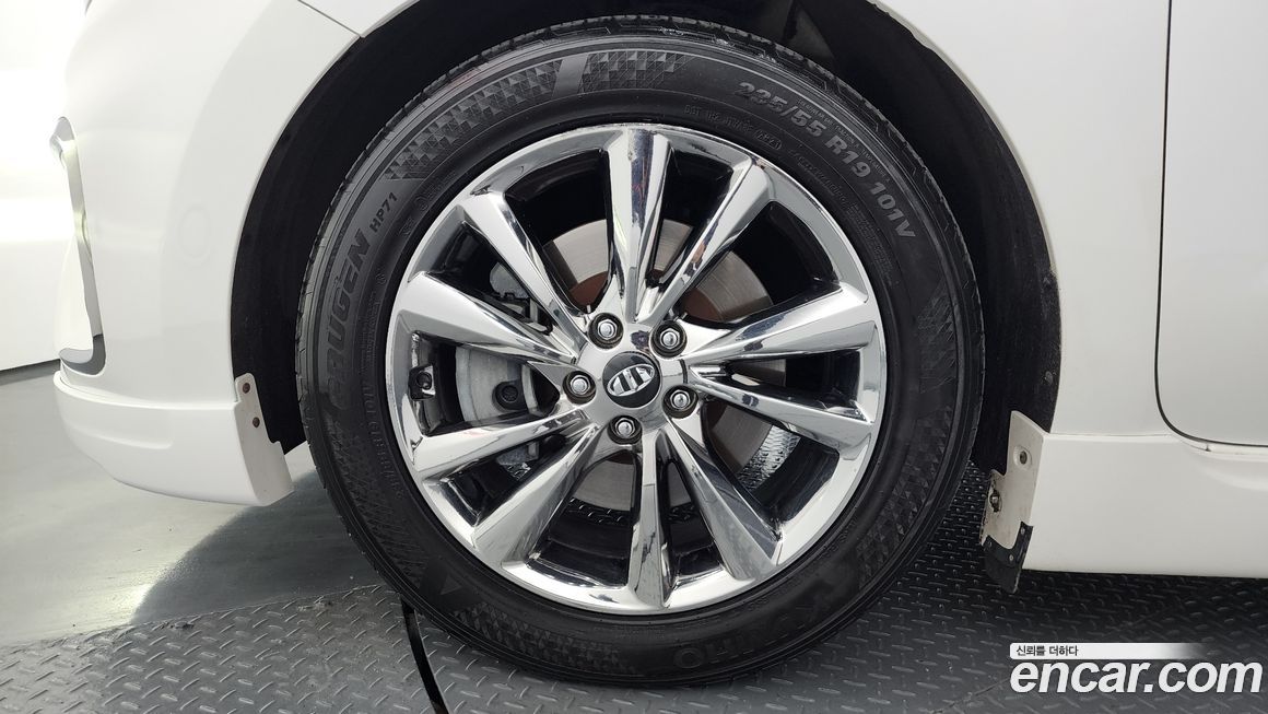 Kia Canival 2019
