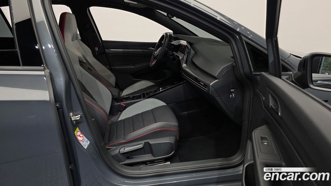 Volkswagen Golf 2023