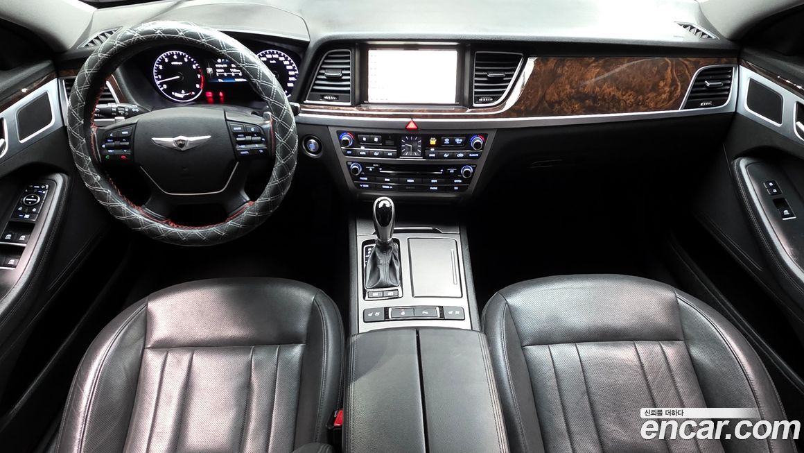 Hyundai Genesis 2016