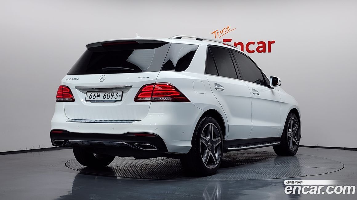 Mercedes-Benz GLE-Class 2018