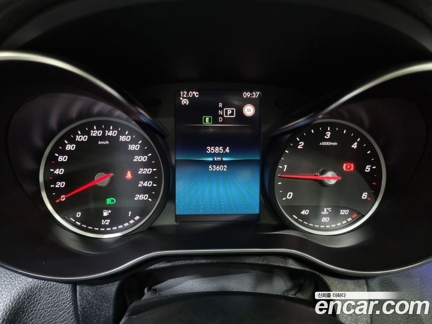 Mercedes-Benz C-Class 2020