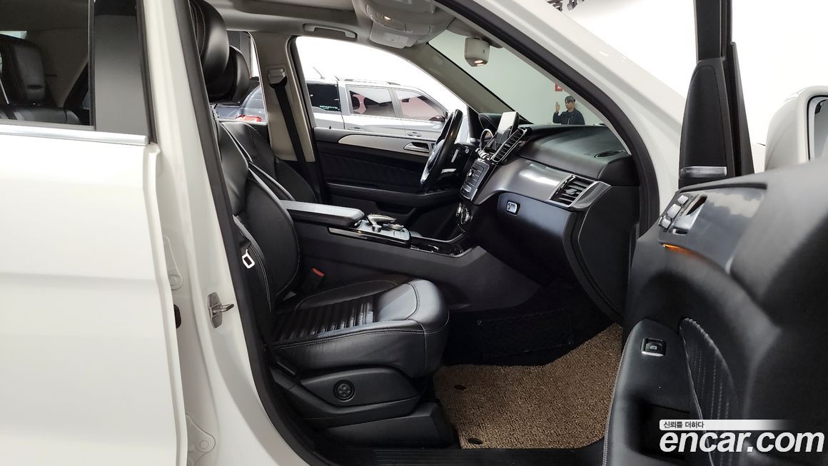 Mercedes-Benz GLE-Class 2018