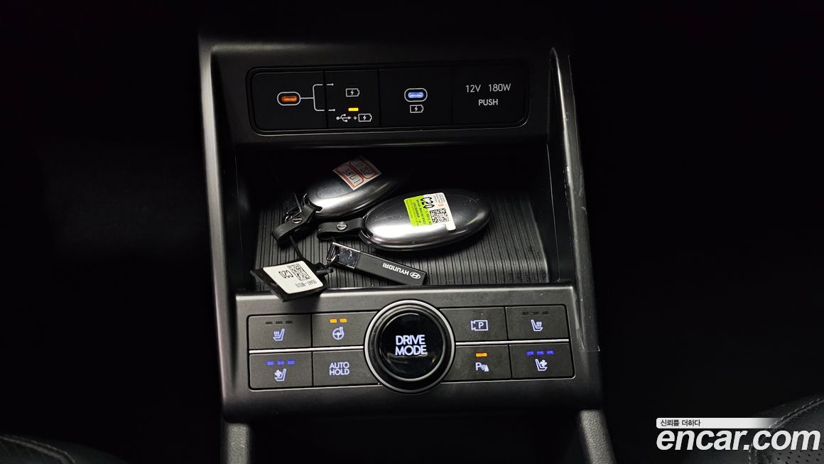 Hyundai Kona 2025