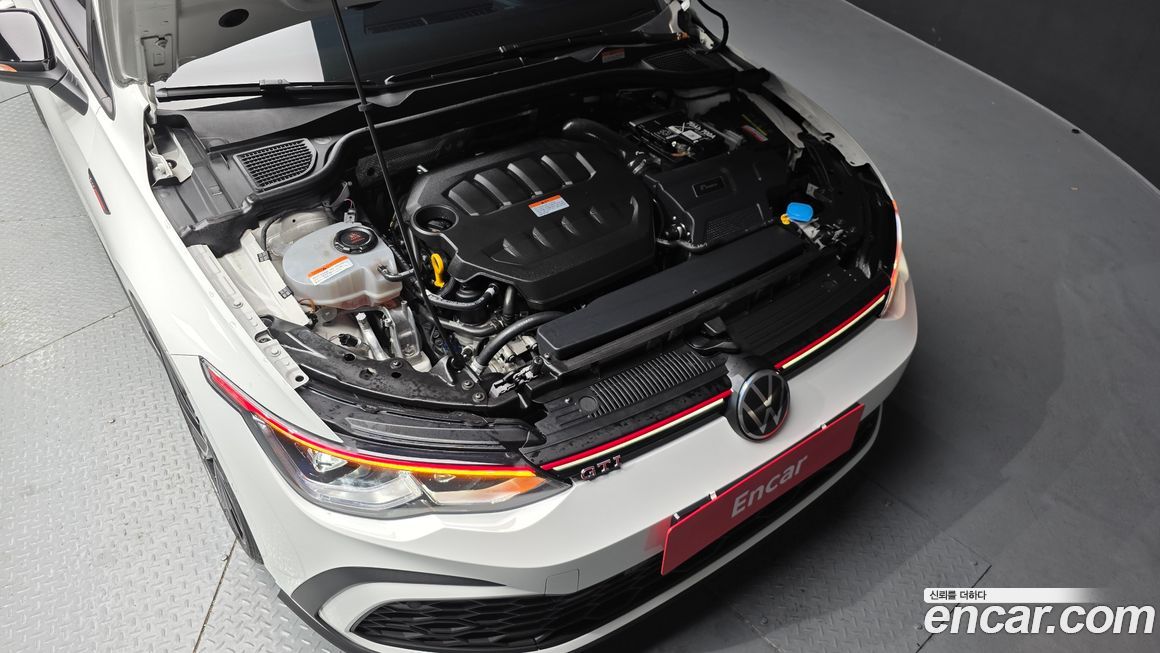 Volkswagen Golf 2024