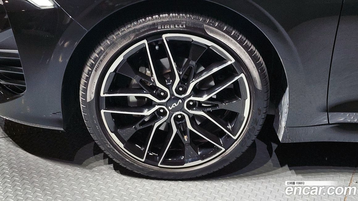 Kia K5 2023