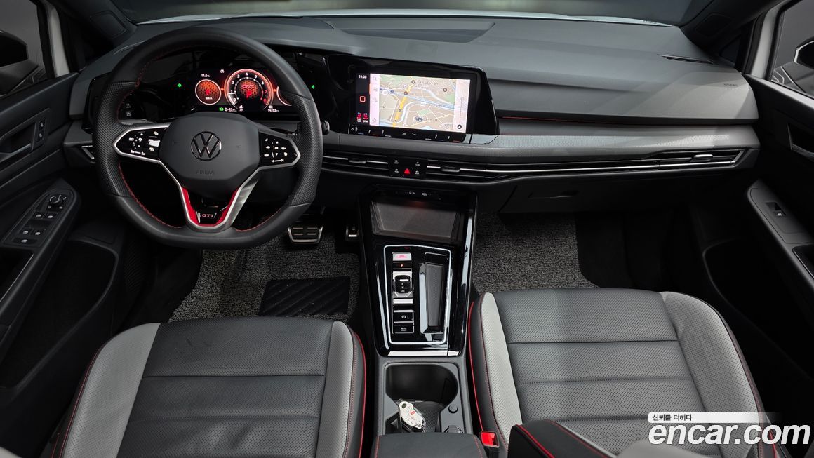 Volkswagen Golf 2024