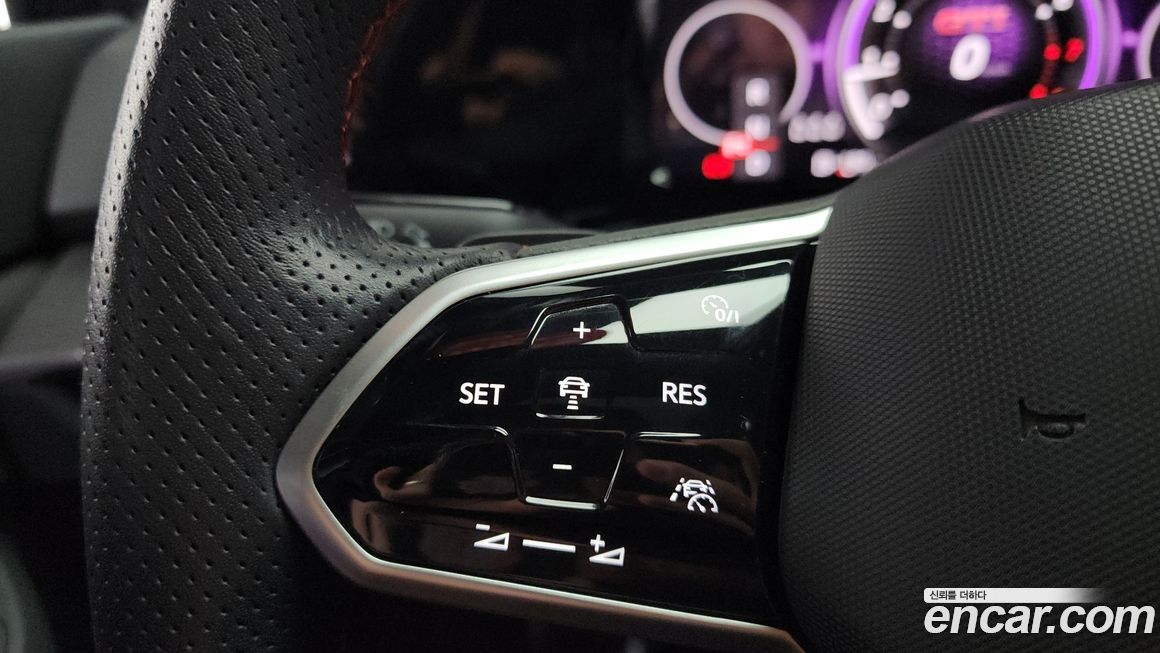 Volkswagen Golf 2024