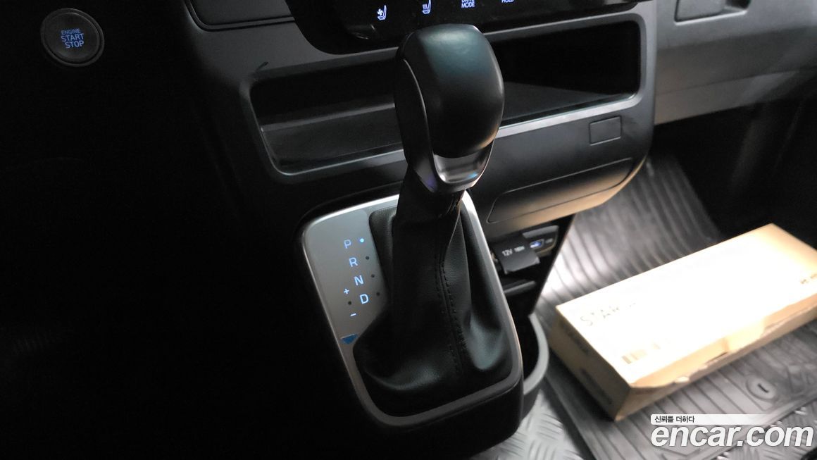 Hyundai Staria 2023