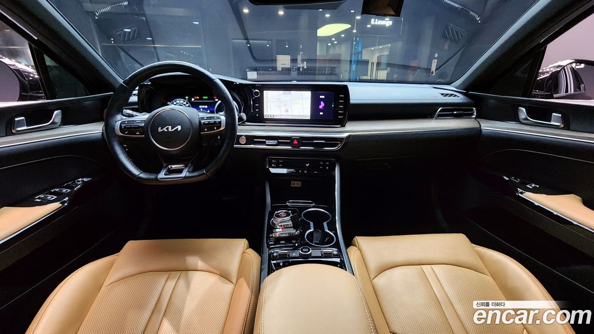 Kia K5 2023