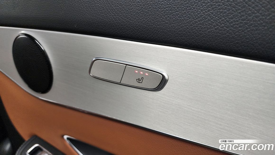 Mercedes-Benz GLC-Class 2021