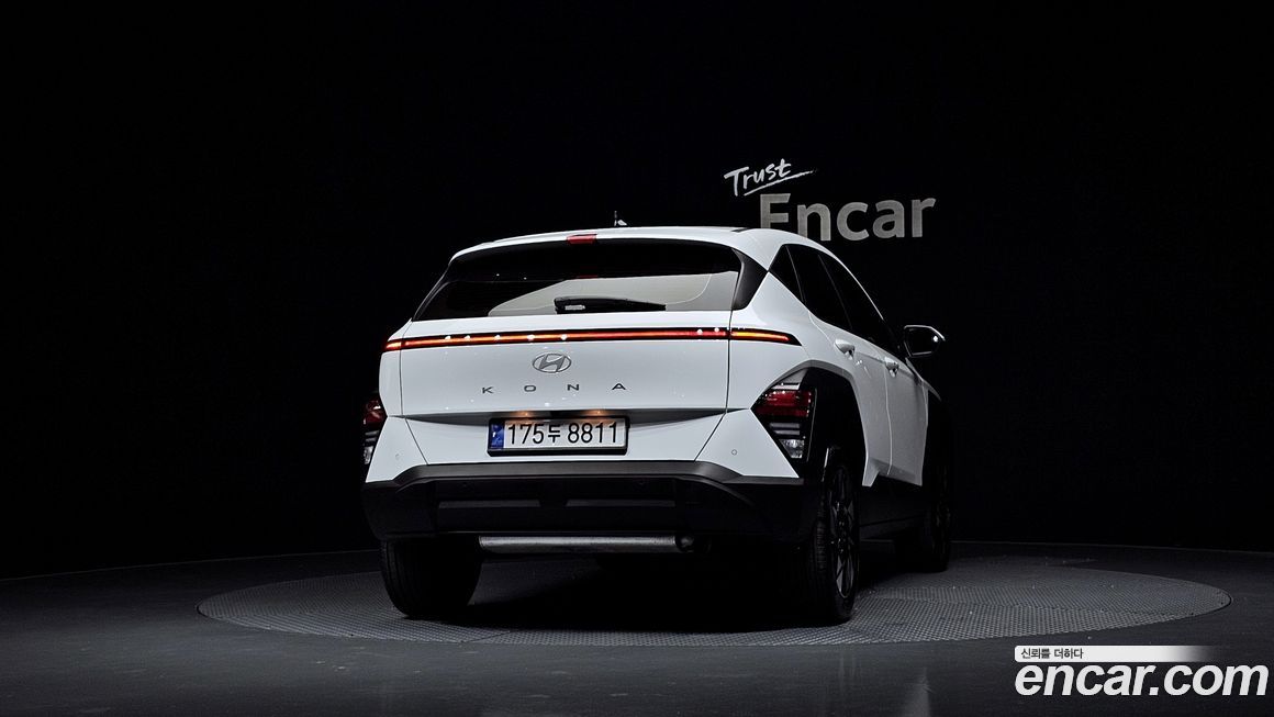 Hyundai Kona 2025