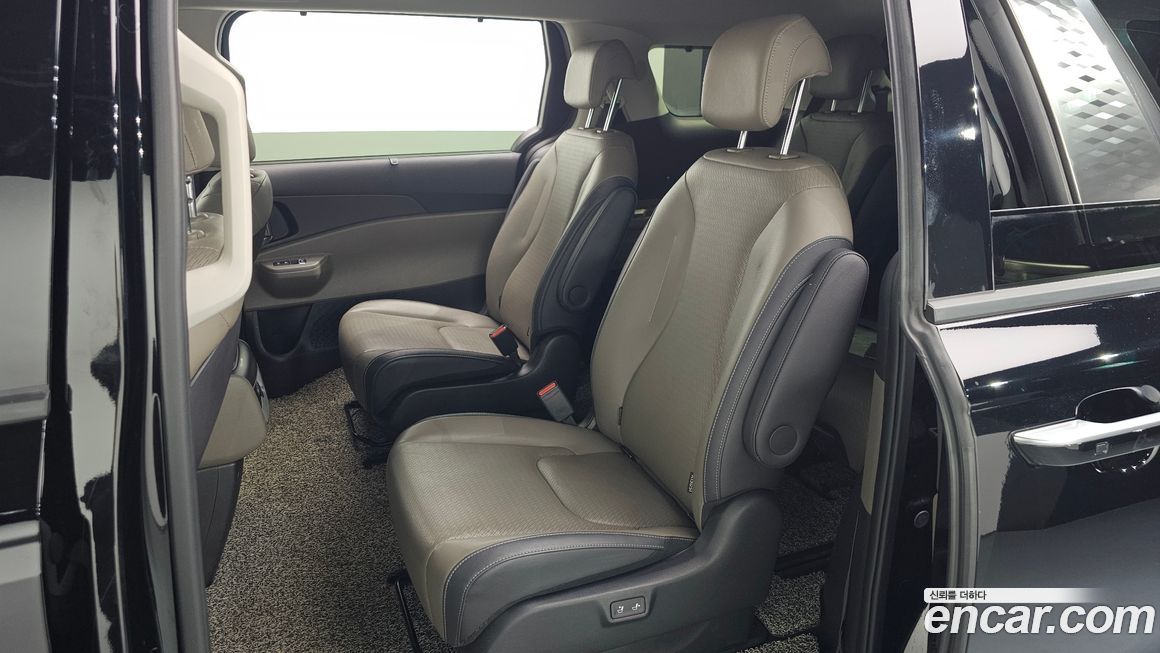 Kia Canival 2024