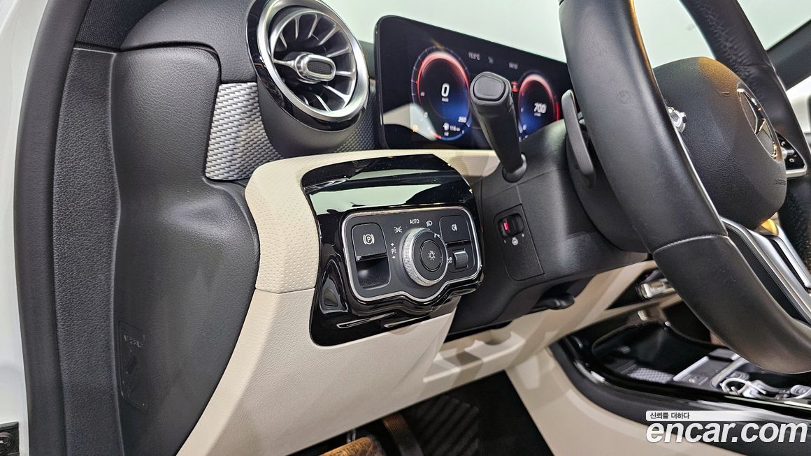 Mercedes-Benz A-Class 2021