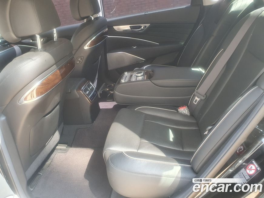 Kia K9 2019