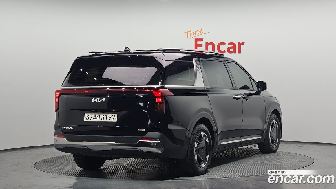 Kia Canival 2024