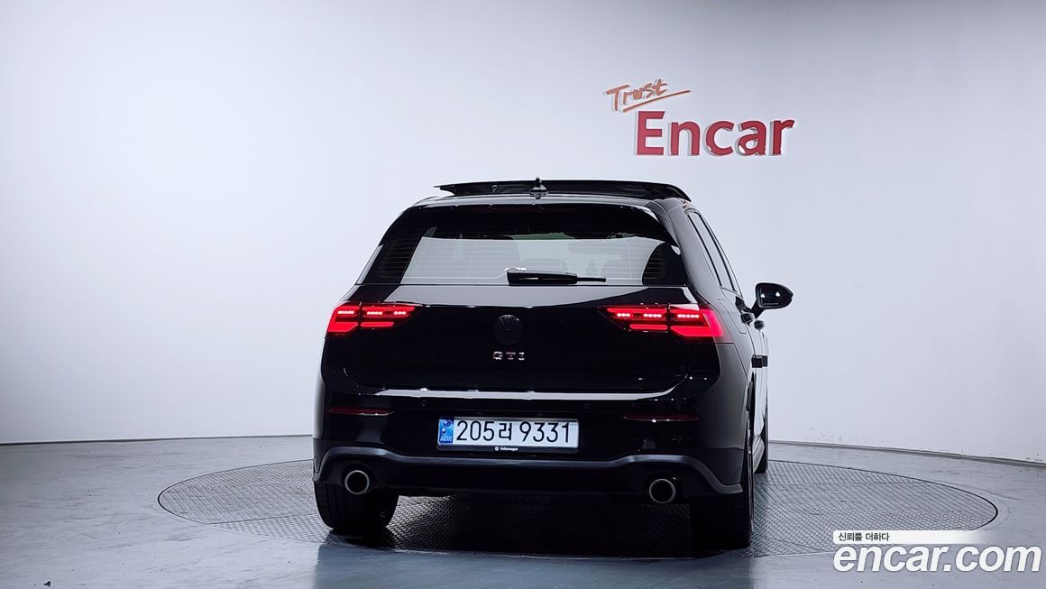 Volkswagen Golf 2024