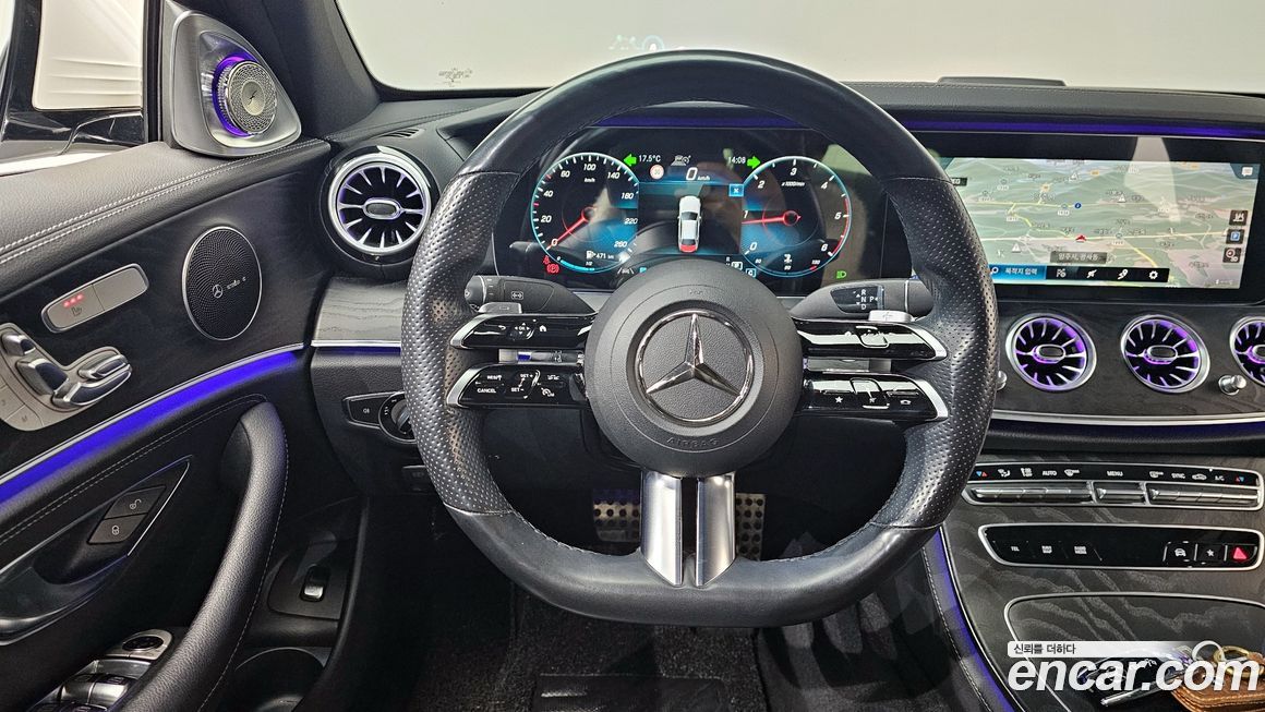 Mercedes-Benz E-Class 2021