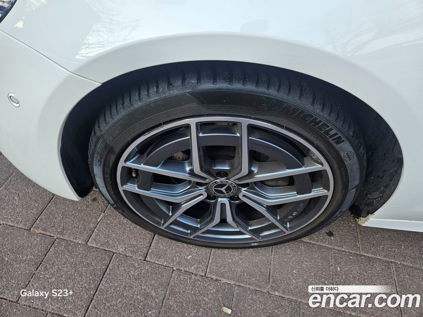 Mercedes-Benz E-Class 2021