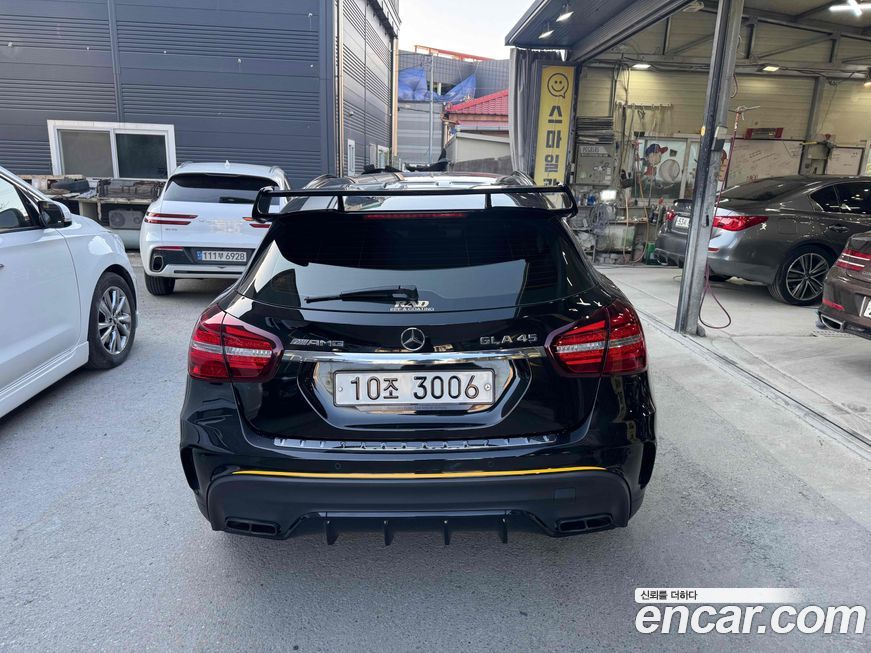 Mercedes-Benz GLA-Class 2018