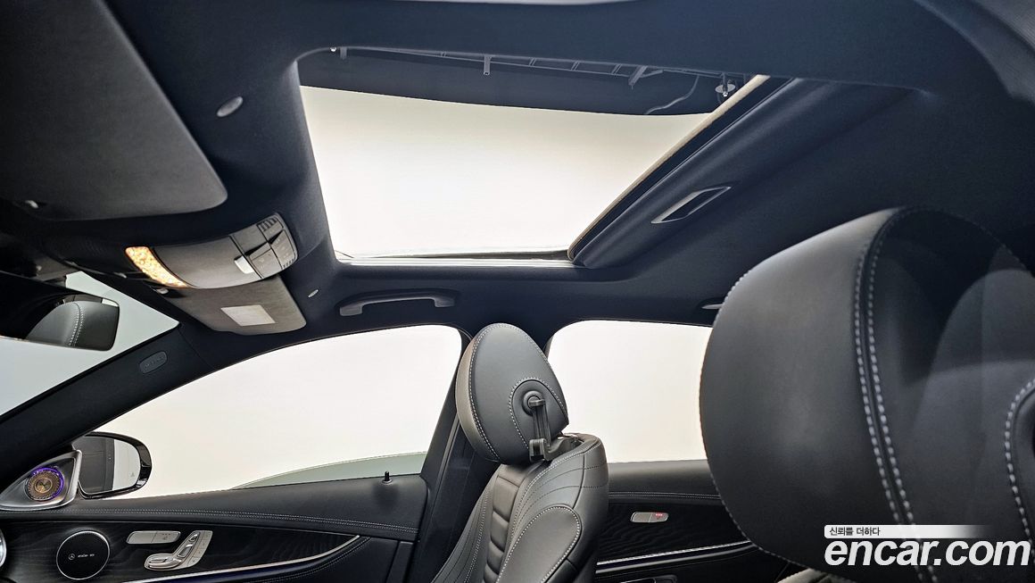 Mercedes-Benz E-Class 2021