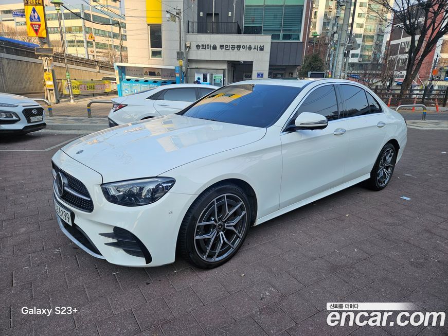 Mercedes-Benz E-Class 2021