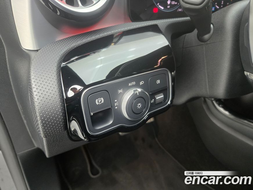 Mercedes-Benz CLA-Class 2023