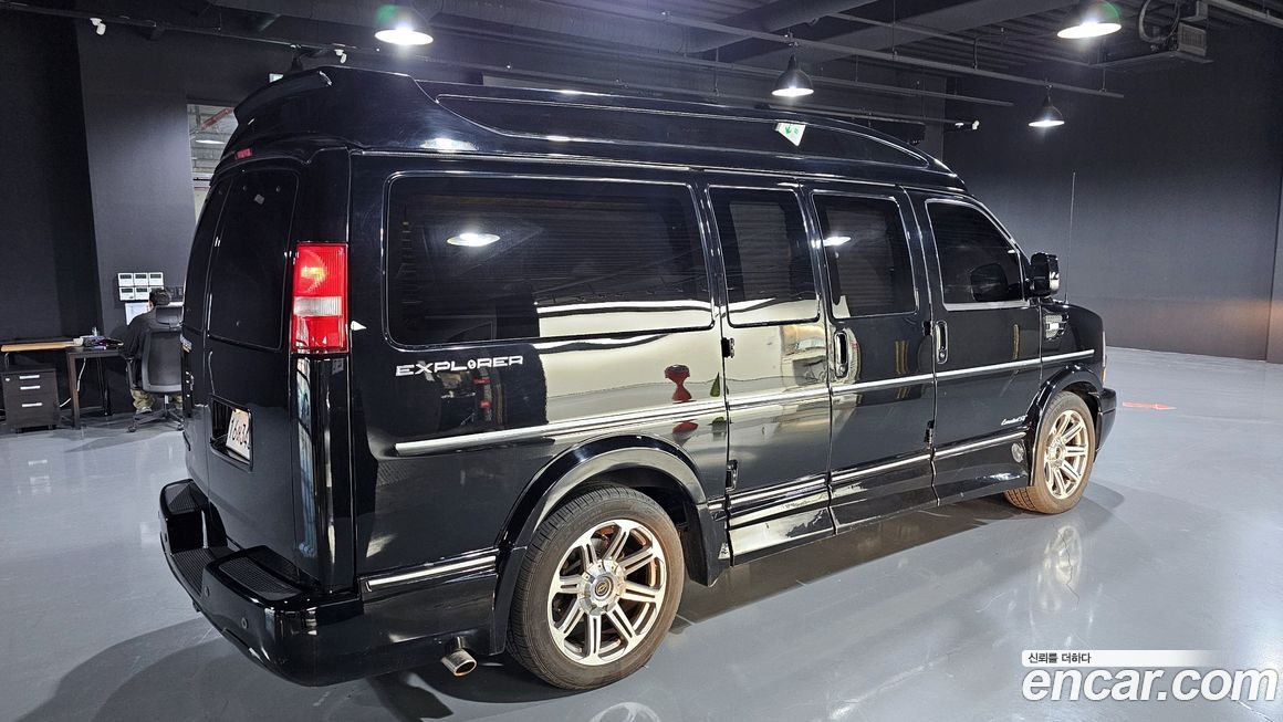 Chevrolet Express Van 2018