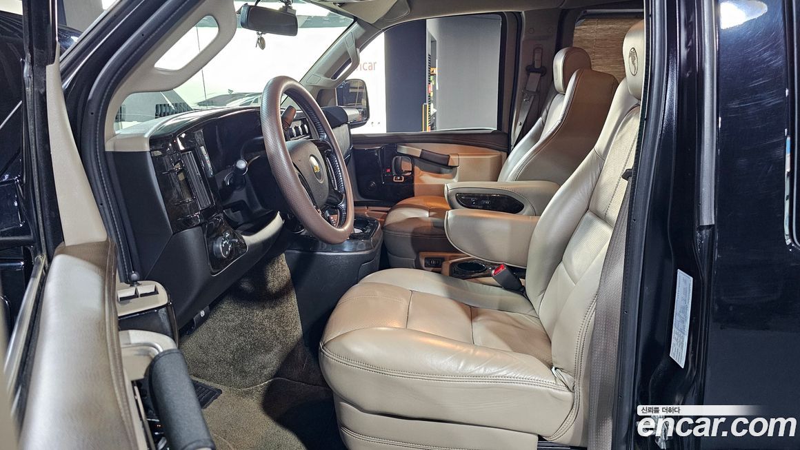 Chevrolet Express Van 2018