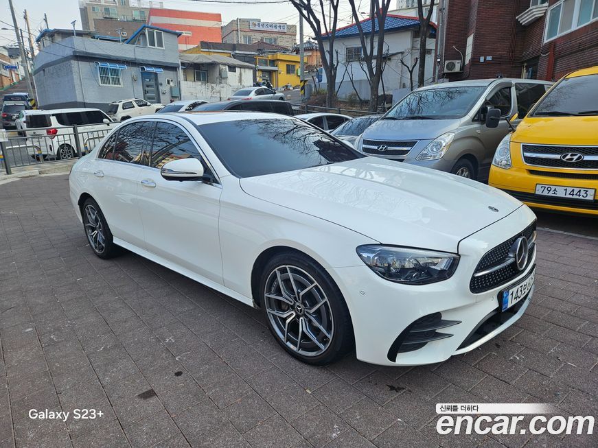 Mercedes-Benz E-Class 2021