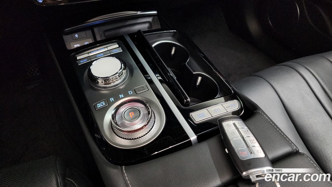 Genesis G80 2023