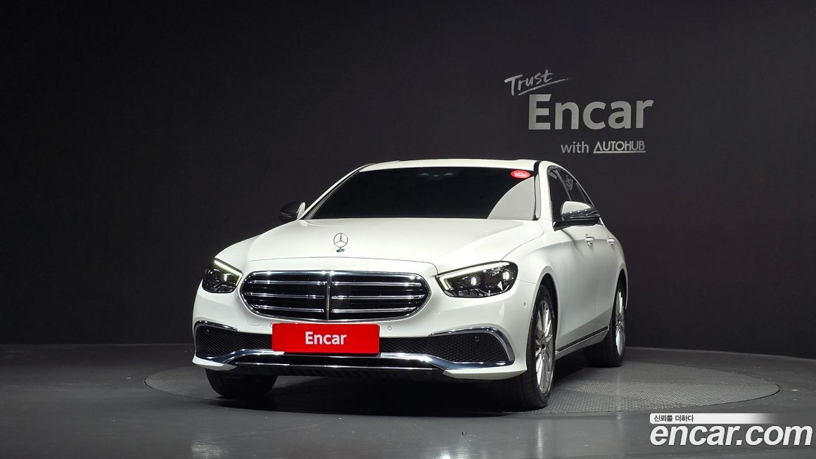 Mercedes-Benz E-Class 2021