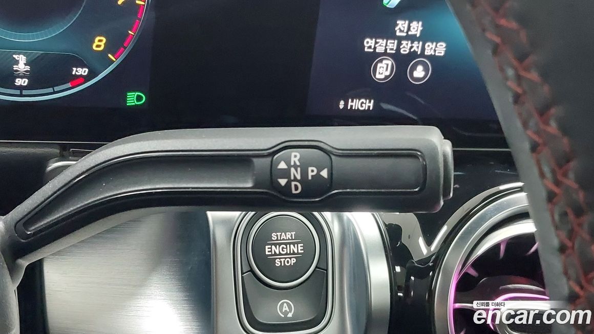 Mercedes-Benz GLB-Class 2021