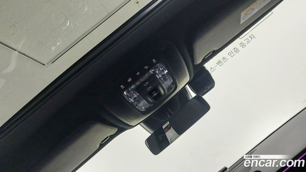 Mercedes-Benz GLB-Class 2021