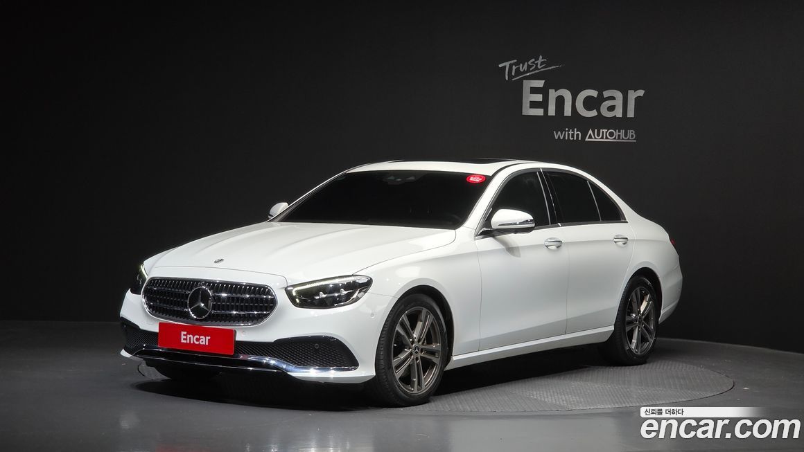 Mercedes-Benz E-Class 2023