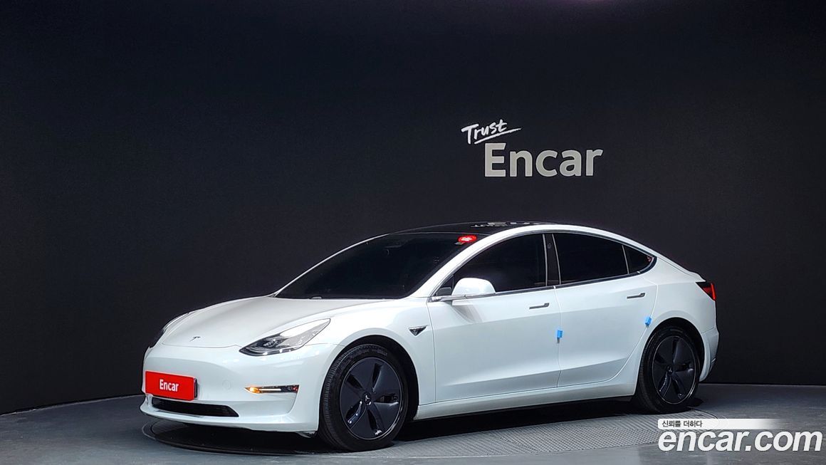 Tesla Model 3 2020