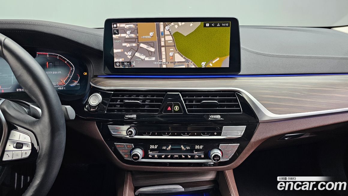 BMW 5-Series 2022