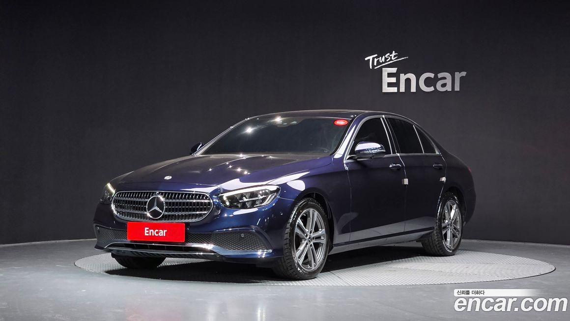 Mercedes-Benz E-Class 2023