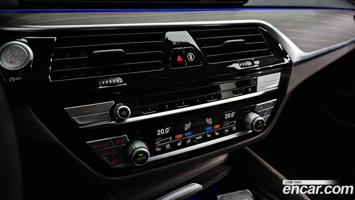 BMW 5-Series 2022