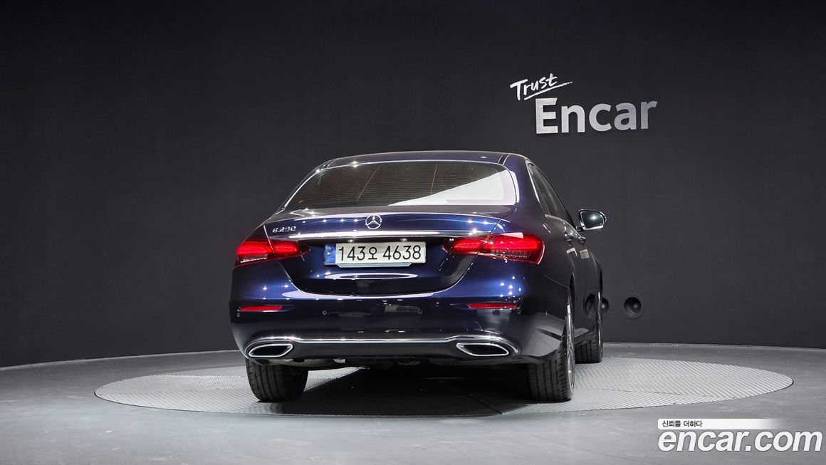 Mercedes-Benz E-Class 2023