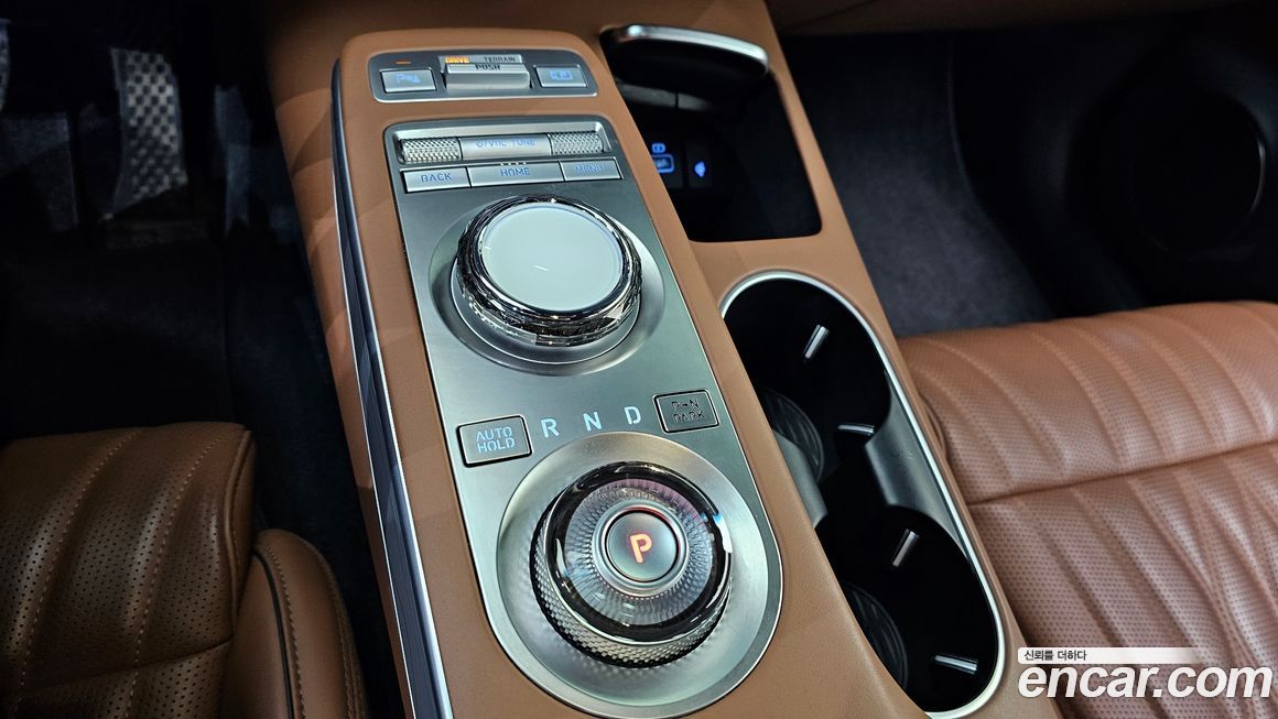 Genesis GV70 2023