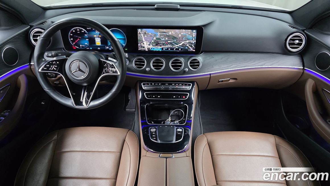 Mercedes-Benz E-Class 2023