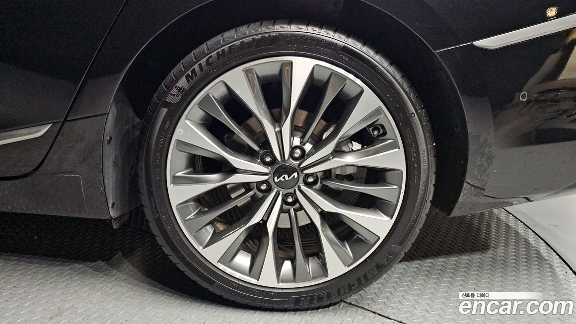 Kia K8 2023