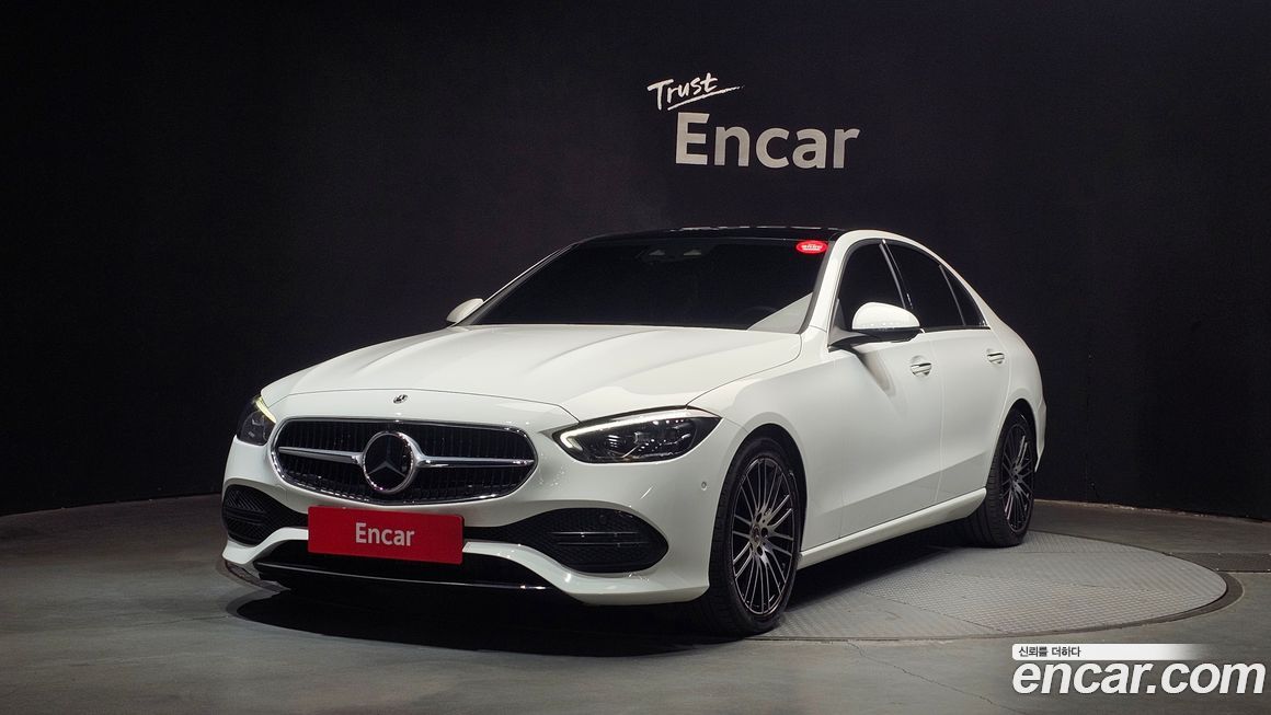 Mercedes-Benz C-Class 2024