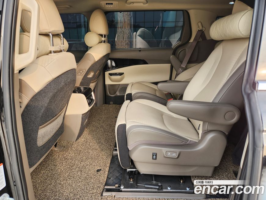 Kia Canival 2024