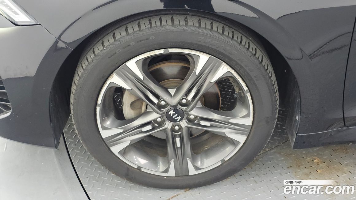 Kia K5 2021