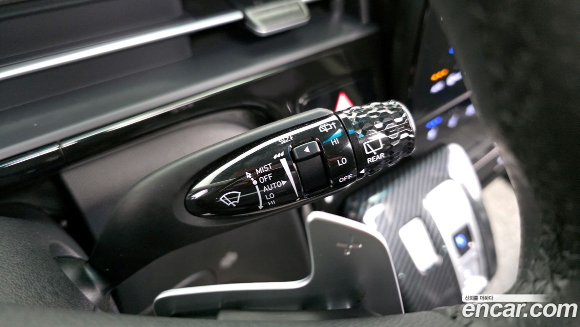 Hyundai Staria 2025