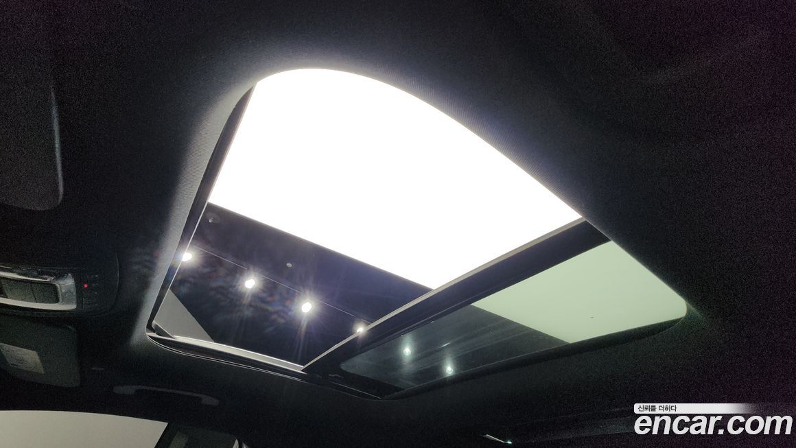 Mercedes-Benz GLB-Class 2021